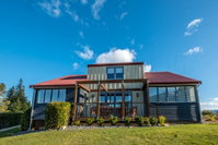 LAKE VILLA 466