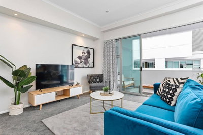 BRAND NEW Contemporary 1 Bdrm - Prime Location!