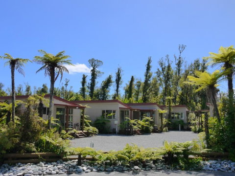 10 Cottages - Accommodation New Zealand 0