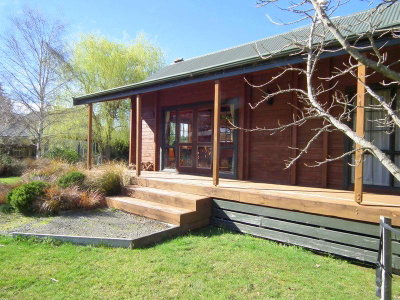 13 Caverhill Close
