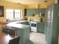 16a Torquay Tce