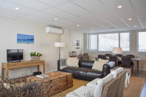 2 Bedroom Loft Style Apartment In Ponsonby - Accommodation New Zealand 0