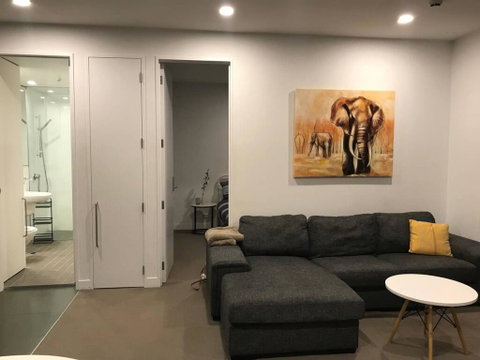 2 Bedroom Penthouse Apartment With City Views - Accommodation New Zealand 0