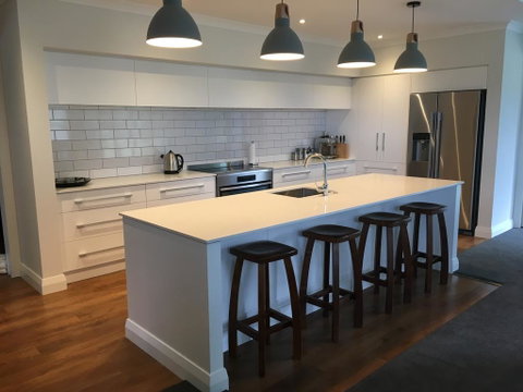 4 Bedroom On North West Arch - Free Wifi - Accommodation New Zealand 0