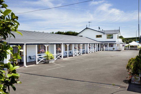 Accommodation At Te Puna Motel And Holiday Park - Accommodation New Zealand 2