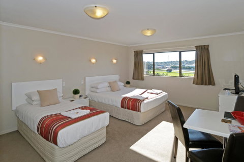 Airport Harbour View Motel - Accommodation New Zealand 1