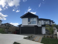 Albany Luxury Homestay