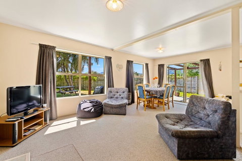 Albert Town Relax - Wanaka Holiday Home - Accommodation New Zealand 3