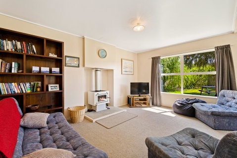 Albert Town Relax - Wanaka Holiday Home - Accommodation New Zealand 1