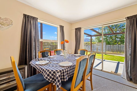 Albert Town Relax - Wanaka Holiday Home - Accommodation New Zealand 0