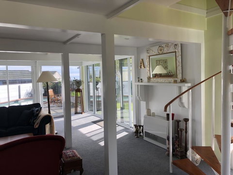 Allie's Hill Top Haven - Accommodation New Zealand 2
