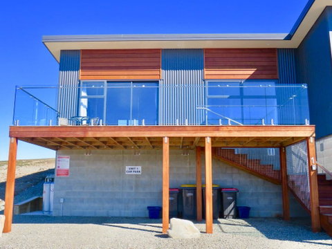 Alpine View Apartment 1 - Accommodation New Zealand 0