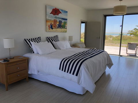 An Island Getaway - Accommodation New Zealand 3