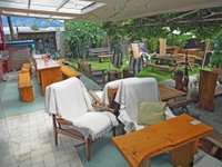 Annies Nirvana Lodge Golden Bay YHA