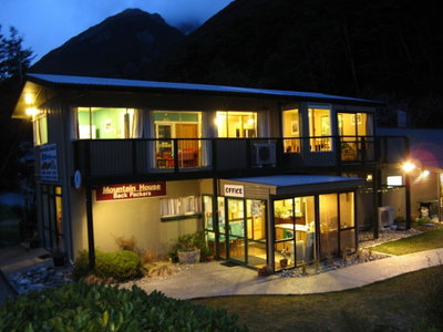 Arthur's Pass YHA, The Mountain House