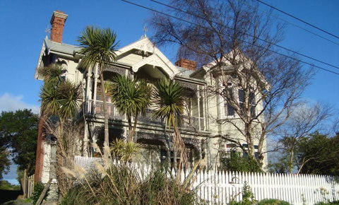 Artica Art & Accommodation - Accommodation New Zealand 0