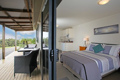 Auckland Country Cottages - Accommodation New Zealand 0