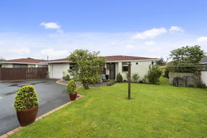 Awanui Cottage - Waikanae Holiday Home