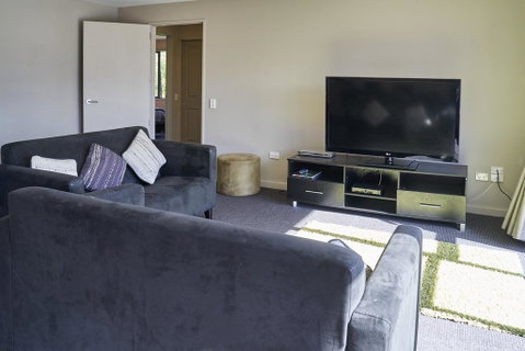 Azena Suites & Apartment - Accommodation New Zealand 1