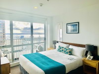 Barclay Suites