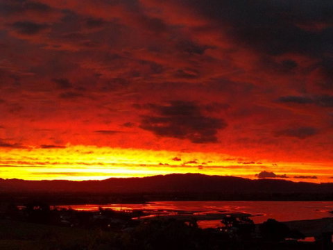 Bay View Bach - Accommodation New Zealand 2