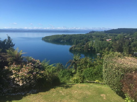 Bay Views - Acacia Bay - Accommodation New Zealand 0
