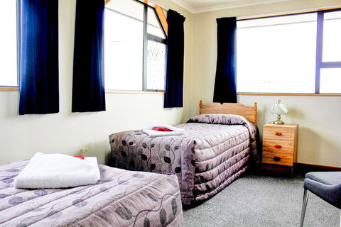 Baywatch Motor Lodge - Accommodation New Zealand 1