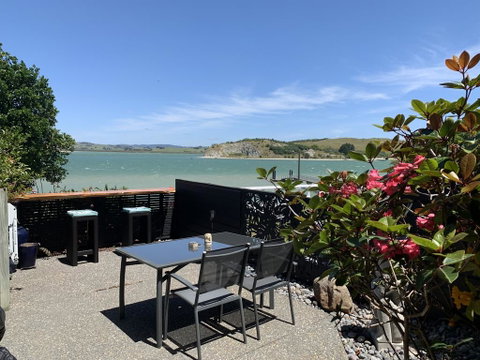 Beach Lane Apartment - Accommodation New Zealand 0