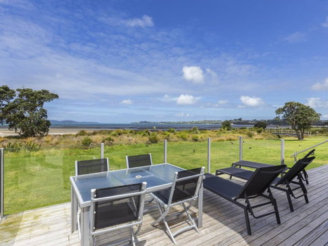 Beachfront Escape - Snells Beach Holiday Home - Accommodation New Zealand 0
