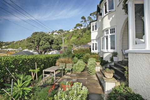 Beachfront Wellington Bed And Breakfast - Accommodation New Zealand 2