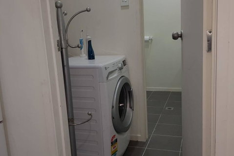 Beautiful And Bright Studio Apartment Near Botany Downs - Accommodation New Zealand 2