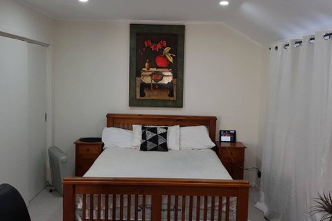 Beautiful And Bright Studio Apartment Near Botany Downs - Accommodation New Zealand 1