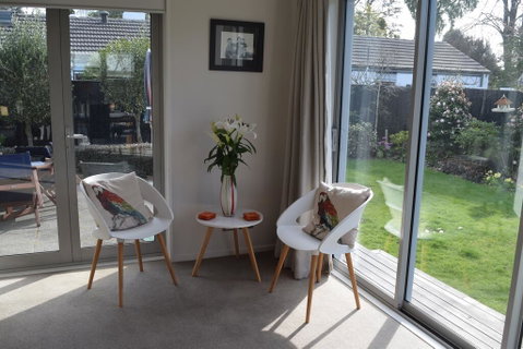 Bed & Breakfast In The Heart Of Fendalton - Accommodation New Zealand 3
