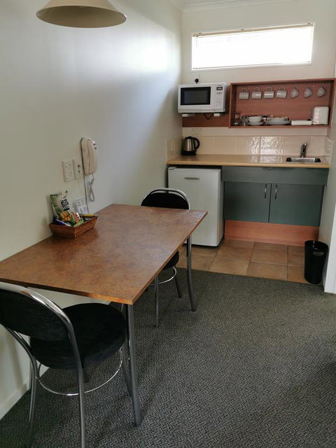 Bks Egmont Motor Lodge - Accommodation New Zealand 3