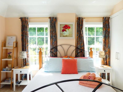 Bnb On Hagley Park, Christchurch Central, A Free Ride To Railway Station