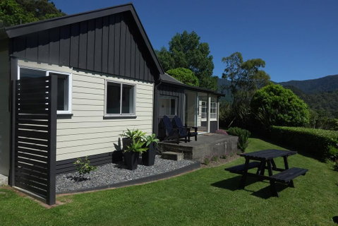 Bora Castle. - Accommodation New Zealand 3