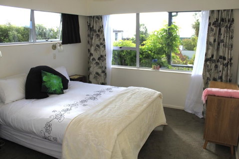 Boulder Bank Apartment - Accommodation New Zealand 1