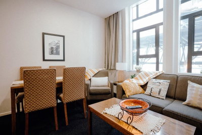Boutique Suite 1 Bedroom Apartment On Queen