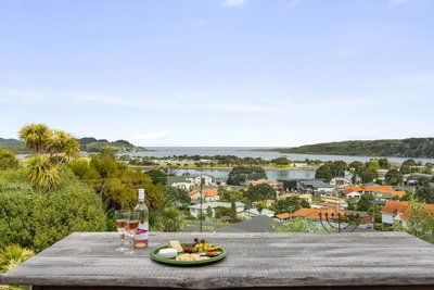 Bowview - Raglan Holiday Home