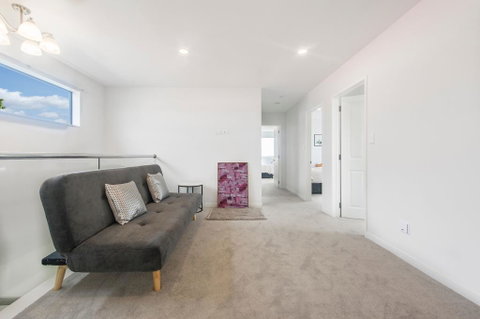 Brand New 5BR Villa Near ShoppingMall - Accommodation New Zealand 2