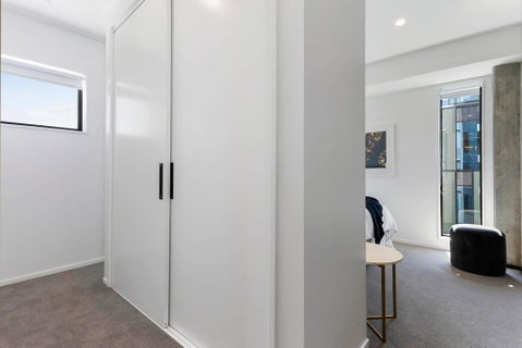 Brand New! Luxury Parkside Residence - Accommodation New Zealand 2