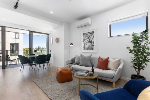 Brand New! Luxury Parkside Residence - Accommodation New Zealand 0