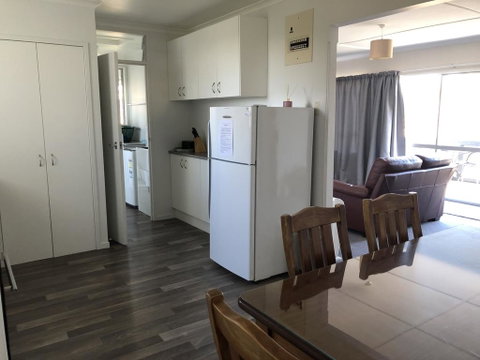 Bright & Sunny On Braemar - Accommodation New Zealand 1