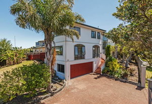 Browns Bay Sea View Home