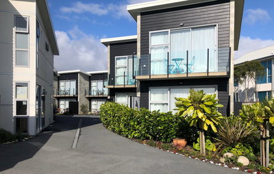 Carters By The Sea Beachside Apartments