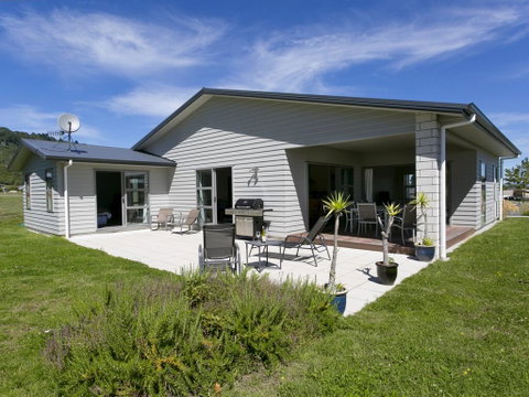 Casa Bella - Kinloch Holiday Home - Accommodation New Zealand 0