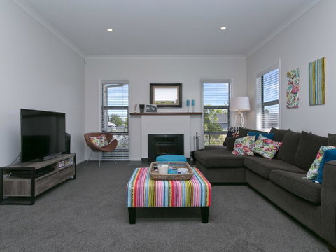 Casa Bella - Kinloch Holiday Home - Accommodation New Zealand 3