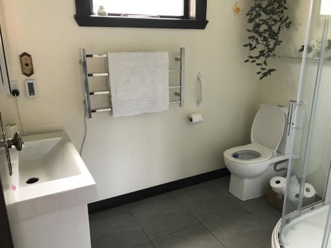 Casa Felina Apartment - Accommodation New Zealand 1