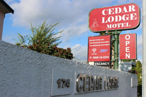 Cedar Lodge Motel - Accommodation New Zealand 0