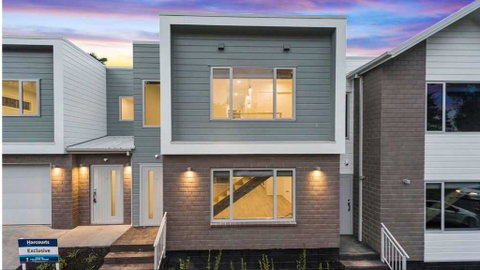 Central Lake Hamilton - Accommodation New Zealand 0
